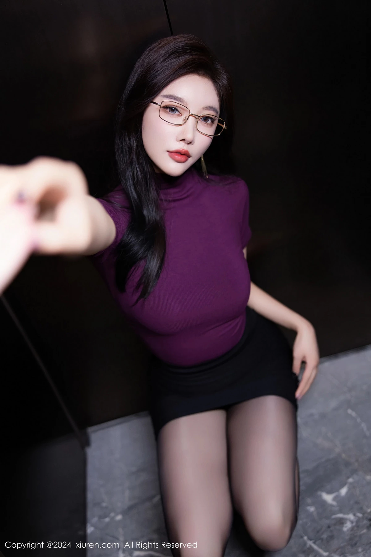 [XiuRen秀人网]第9421期杨晨晨写真-秀人资源网